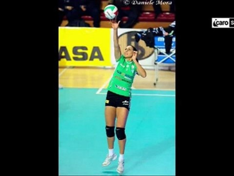 Icaro Sport. Daniela Venturi firma per l'SG Volley Rimini