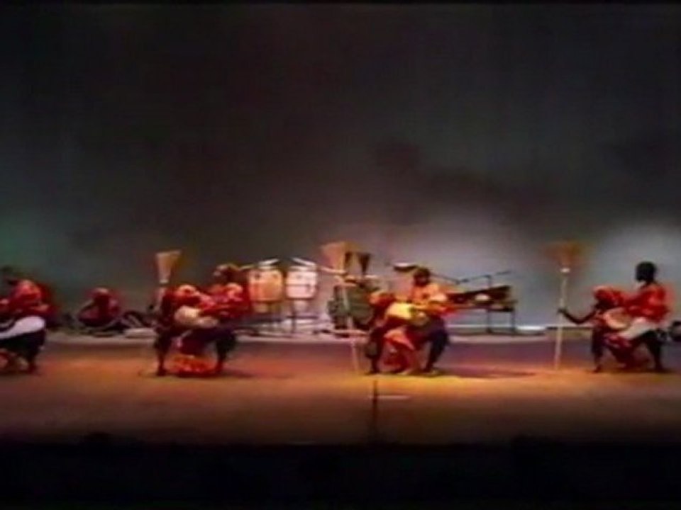 Extrait du Spectacle TOMBA par la Compagnie Tela présenté au Centre culturel français de Brazzaville -Congo