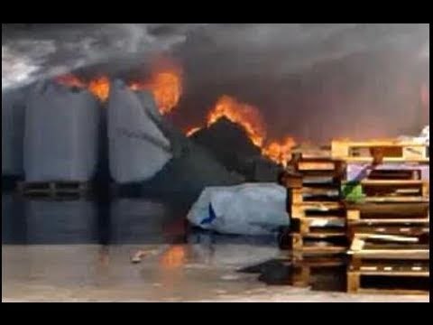 Carinaro (CE) - Incendio al deposito Conad