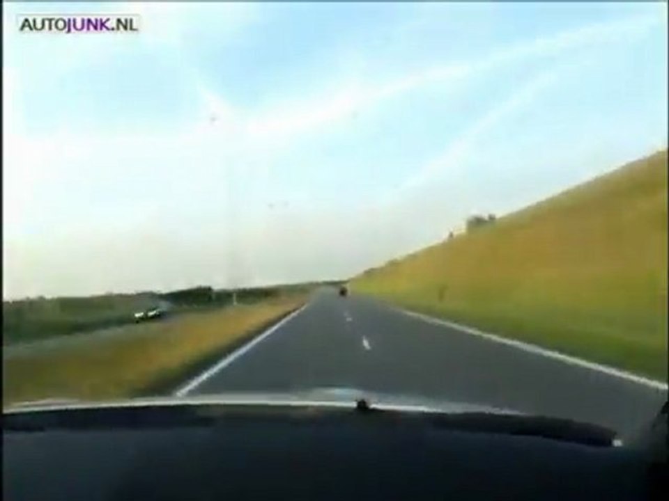 Больше 300 км в час по шоссе(strangeworlds.at.ua)