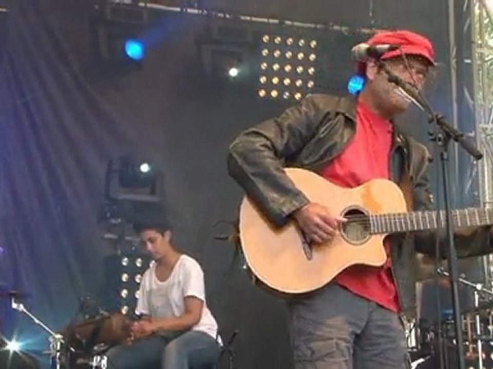 2011 L'ange rouge, Allons z'enfants * Trigone Production