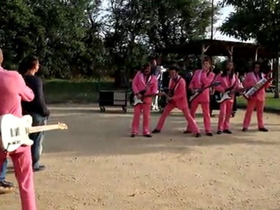 2011-07-23 La Fanfare Electrique à Mazerolles (86) 8