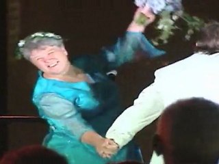 Niagara Falls sees New York's first gay wedding