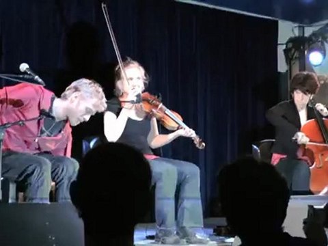 Poufs à cordes et Lamzé StChartier 2011-extrait