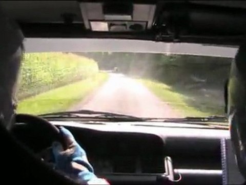 Rallye de Saintonge 2011 ES 1 Les Ablains Clio Williams FN 3 CHABERT / LE VOURC'H