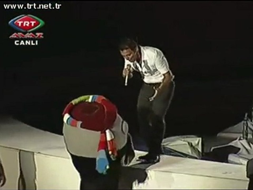 13 Mustafa Sandal Gençlik Olimpiyat 2011 Trabzon