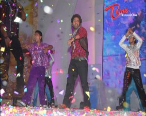 Shakti - HQ Song -  Thalia Thalia - Jr Ntr - Ileana - In