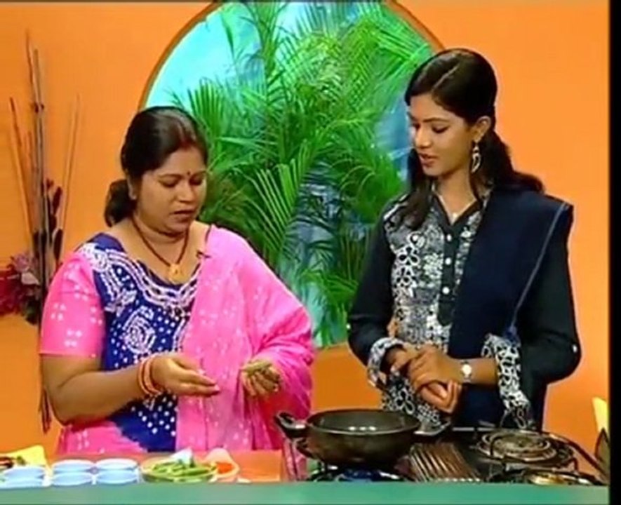 Recipes - Punjabi Bhindi Masala - Methi Ka Paratha - 01