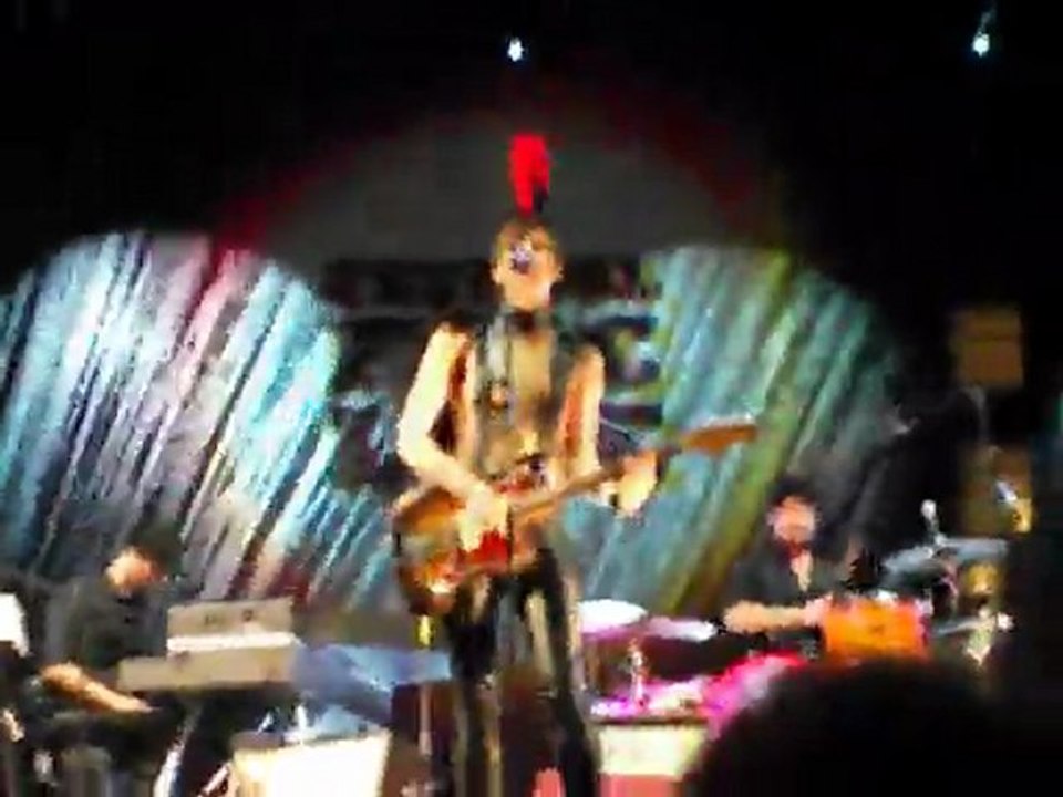 Mademoiselle K - Jouer dehors - Festival Fnac Live