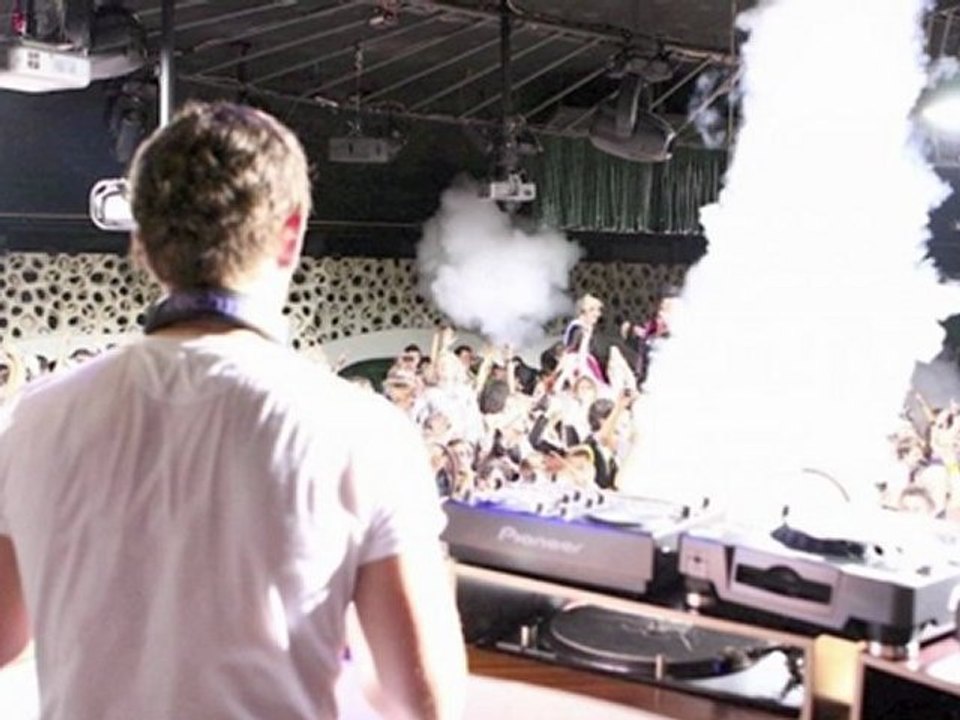 Goldfish - Soundtracks and Comebacks (Fedde Le Grand Remix)