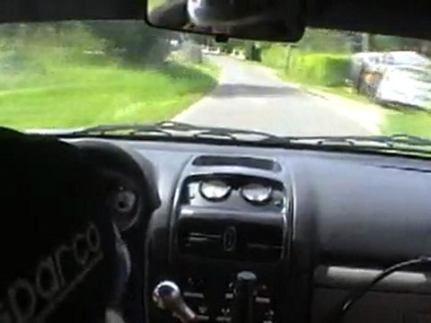 rallye kalt bec 2011 es 4 en clio rs f2000