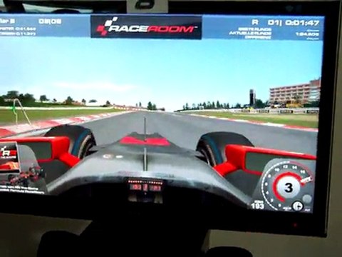 Grand Prix F1 Nurburgring 24 07 2011 Moi sur simulateur