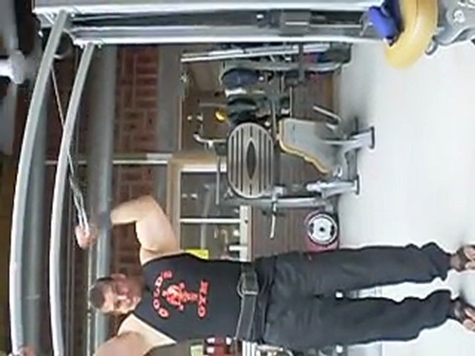 biceps 49 cm