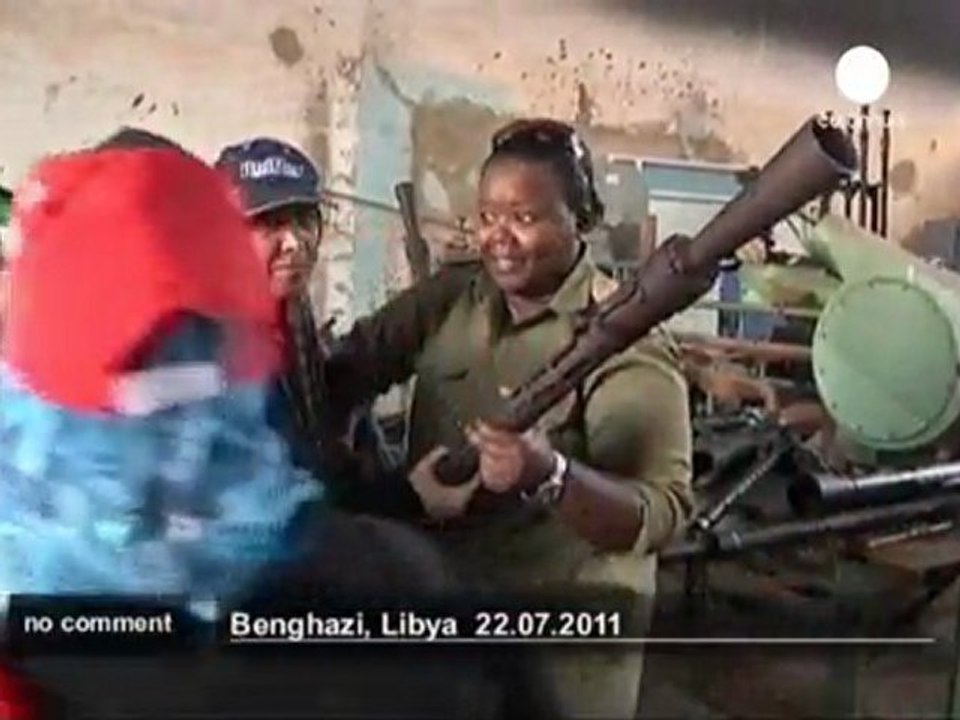 Libya: military training session for... - no comment