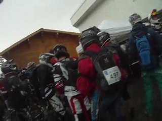 Mountain of hell ou la rave à 3200m - avec des danseurs de talent ... ambiance