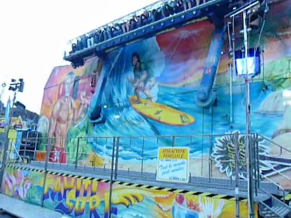 P1410684 la fete foraine à ORTHEZ