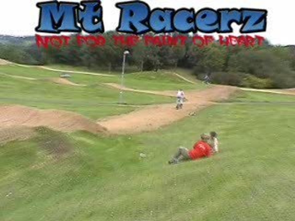 défoncé par une pitite voitute