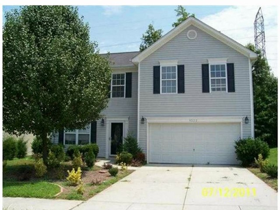 Charlotte Home Foreclosures with 4 BR's UNDER 100K