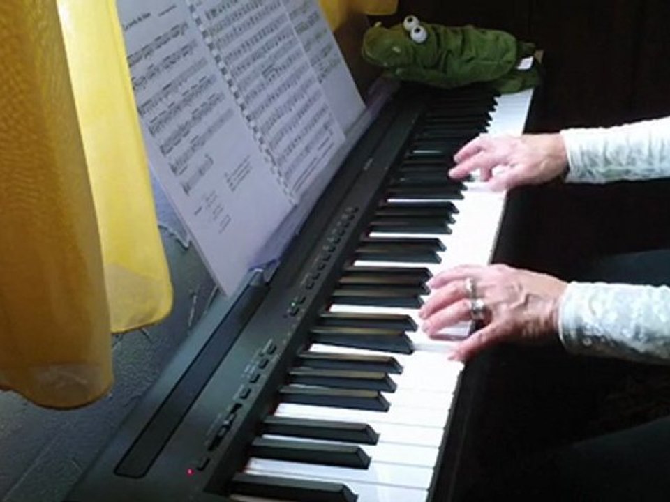 UN ROCK EN FEU..Série du repertoire 3.....8 mois de piano   avec la METHODE COLIN