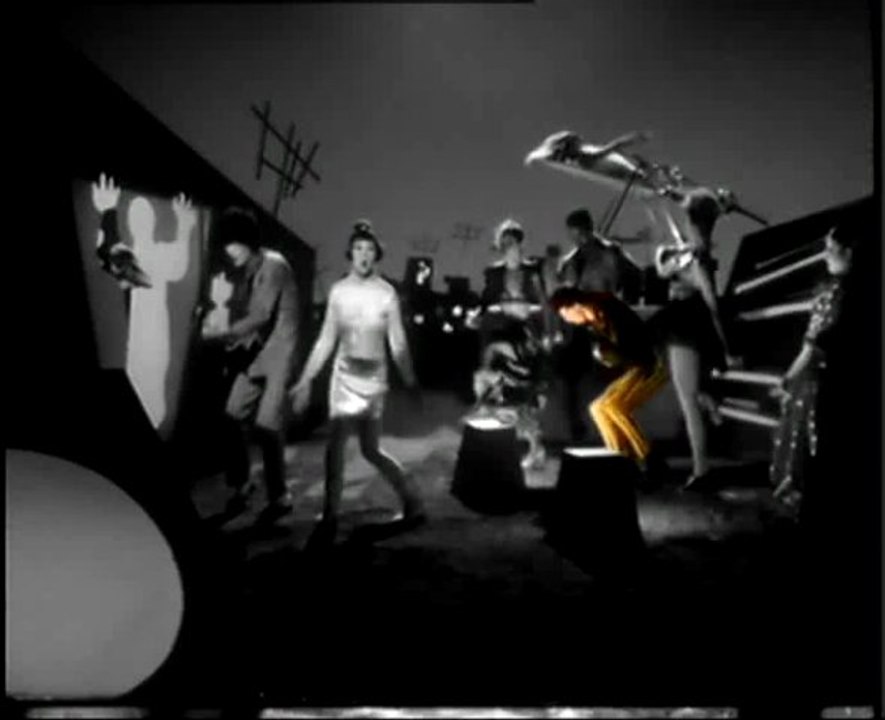 Chroniclip #6 - "Marcia Baila" (Rita Mitsouko) - PhilippeGautier