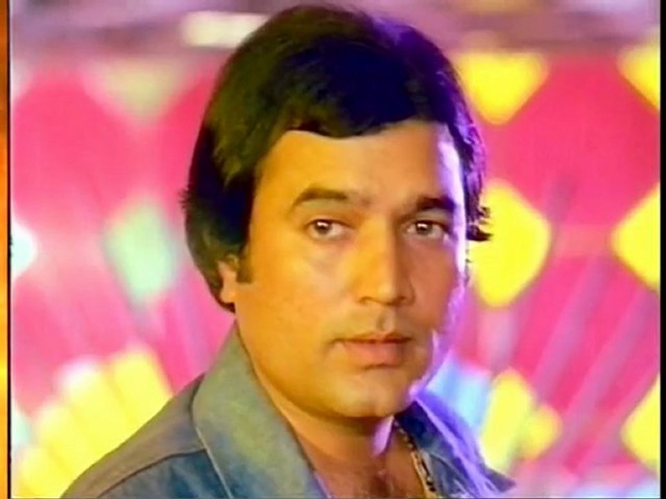 Rajesh Khanna’s Illness Brings Dimple Kapadia Back In His life – Latest Bollywood News