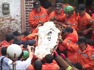 Destruição e mortes na Coréia do Sul