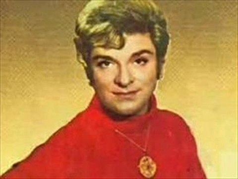 Gökyüzünde Yalnız Gezen Yıldızlar - Zeki Müren