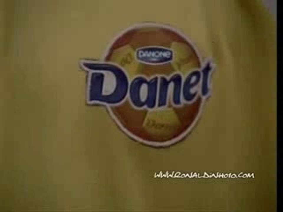 Ronaldinho pub danette