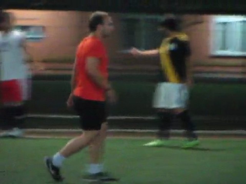 27.08.2011 Bahçedeki fener-Maratonspor