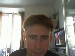 Wiwi égratigne "little drop of poison"