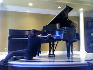 Eine weitere Möglichkeit, die Klavier spielen