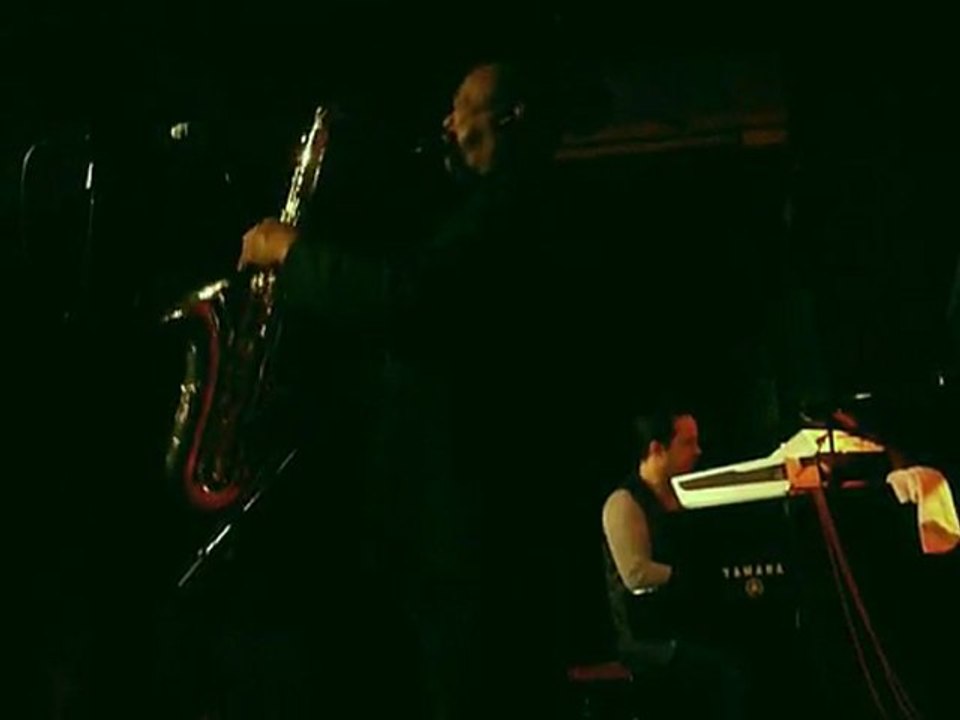 Ronnie Laws & Tom Browne Live @ New Morning  2011 (1/6)