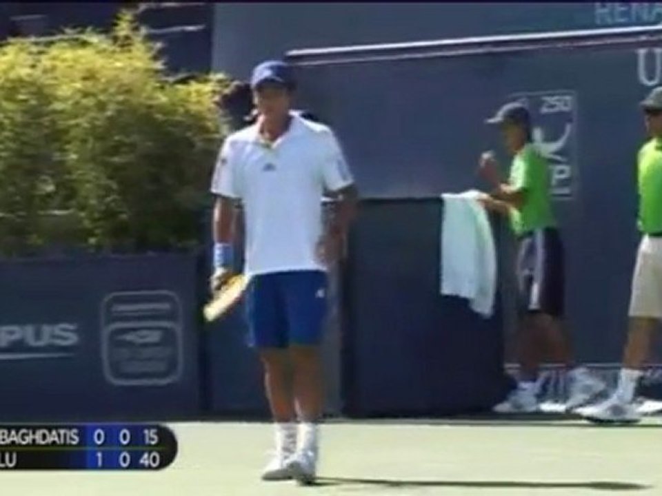 Lu shocks Baghdatis at Farmers Classic