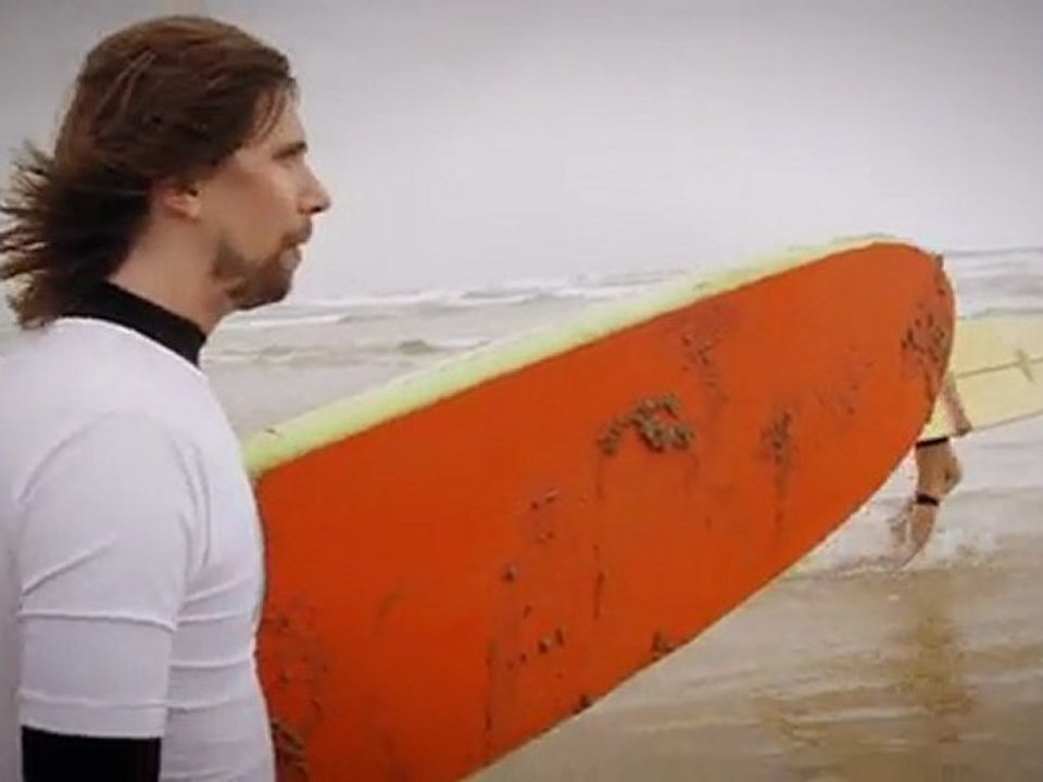 Go Sosh! Session surf avec Busy P - Teaser