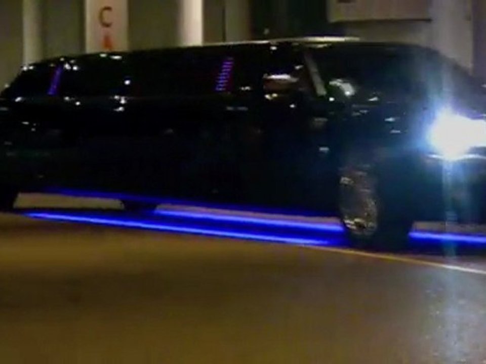 Limousines Perth Limo Hire Black Chrysler Limo by Showtime Limousines Perth