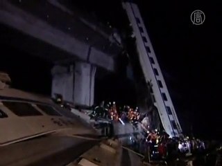 Chinese Rushed Construction Blamed for High Speed Train Crash
