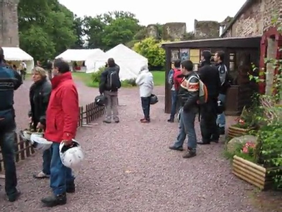 Scooters en balade - Château de COMPER - Juillet 2011