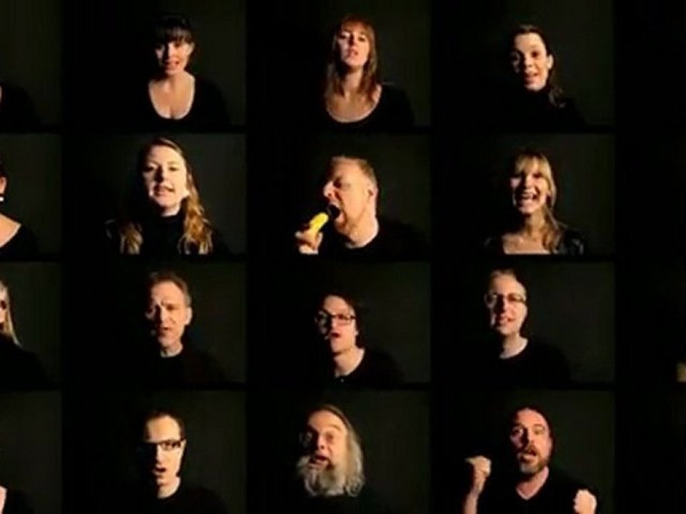 Le groupe de chanteurs danois Local Vocal interprète un mix A Capella de chansons dance des années 90