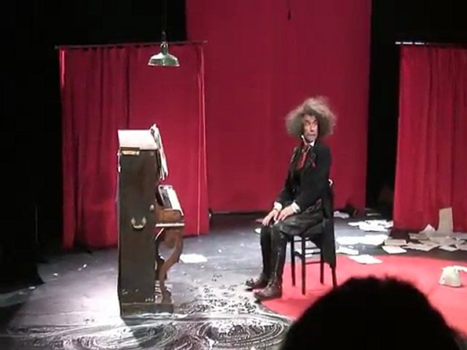 AVIGNON OFF 2011 & BUNO (GIRASOLE THEATRE)