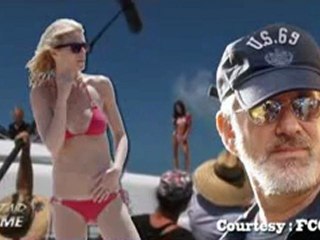 Spielberg & Paltrow in Italian speedboat trouble.