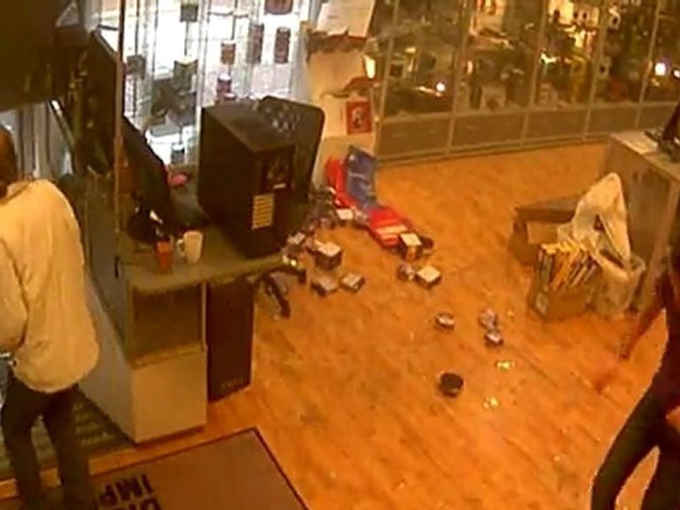Video Surveillance Camera Captures The Olso Bombing