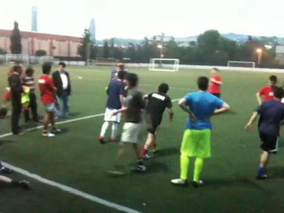 İST. KEMAH SPOR ÇALIŞIYOR 2011 U19 TAKIMI