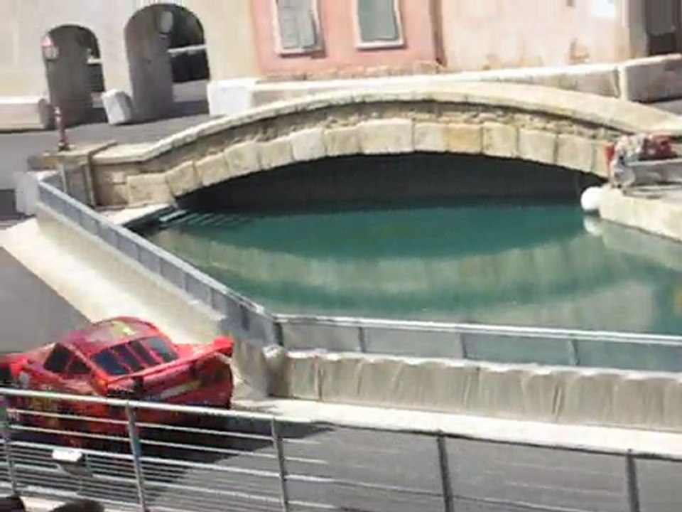 Flash McQueen s'invite au Stunt Show