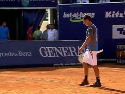 Kitzbühel - Kohlschreiber fegt Muster vom Platz