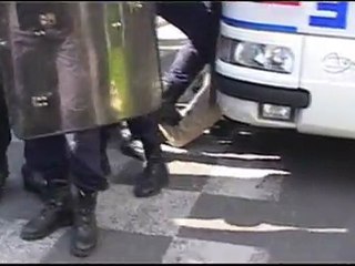 En bas de chez moi...