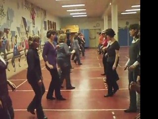 Ski Bumpus  -  COWBOY  HAT  DANCERS