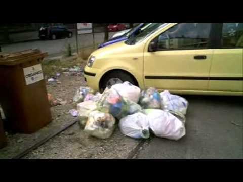 Aversa - Rifiuti, sos Pupia da via Leonardo