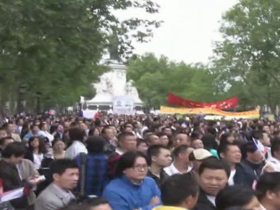 Manifestation d'asiatiques à Paris - 2011 - 1/2