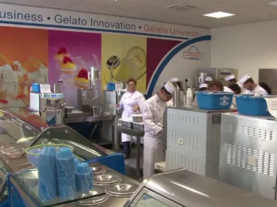 Büffeln für Schleckermäuler: Eis-Akademie in Italien