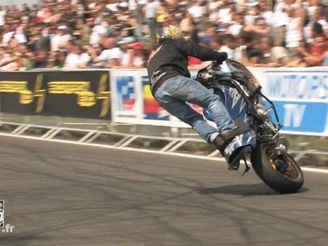 Babes, crashes & bikes, le best of Moto Journal ( video officielle moto journal )